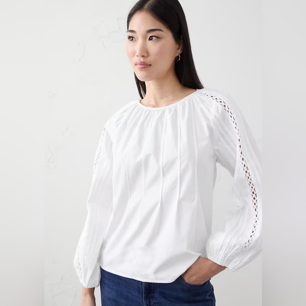 Banana Republic EMBROIDERED TRIM TOP